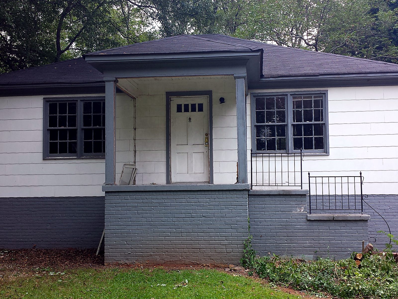 460 Moreland, Hapeville — before